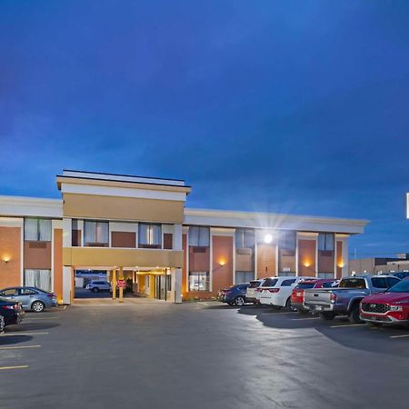 Best Western Inn at the Rochester Airport Exterior foto